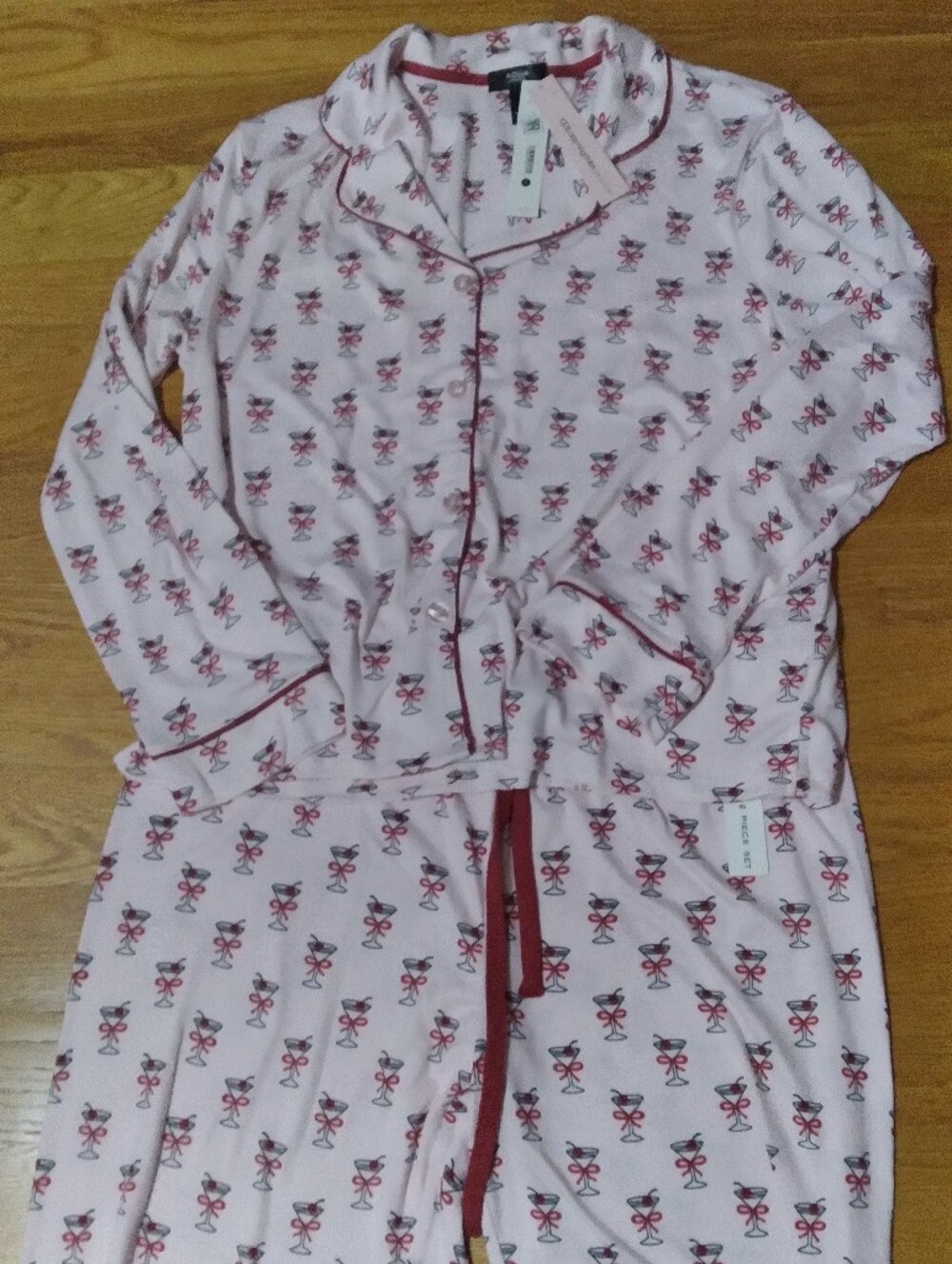 GIFT BOXED Aqua Pink P J 'S Large with Red And Gray Cocktail Glass Motif. - Picture 3 of 8